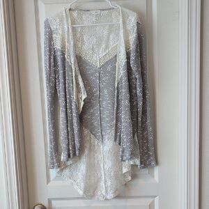Blu Planet Gray and Cream Shrug with Elegant Design